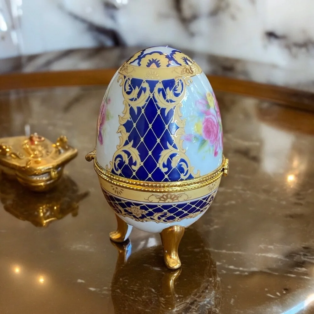 Vintage Vecceli Footed Porcelain Egg Trinket Box Rose Candle 4